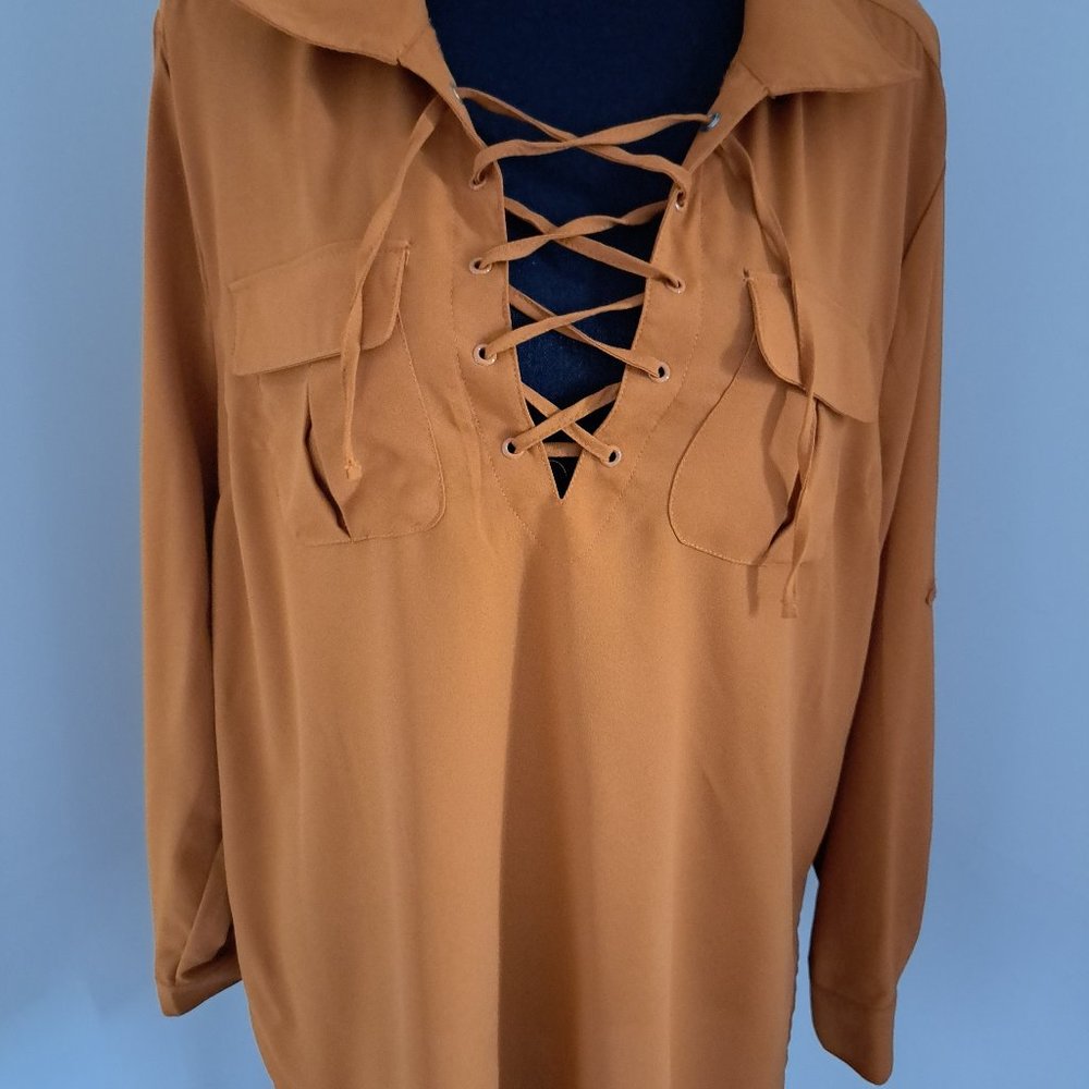 Wendy Williams top size Large pumpkin colored
